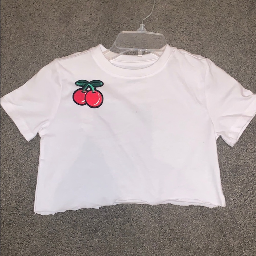 Cropped t-shirt